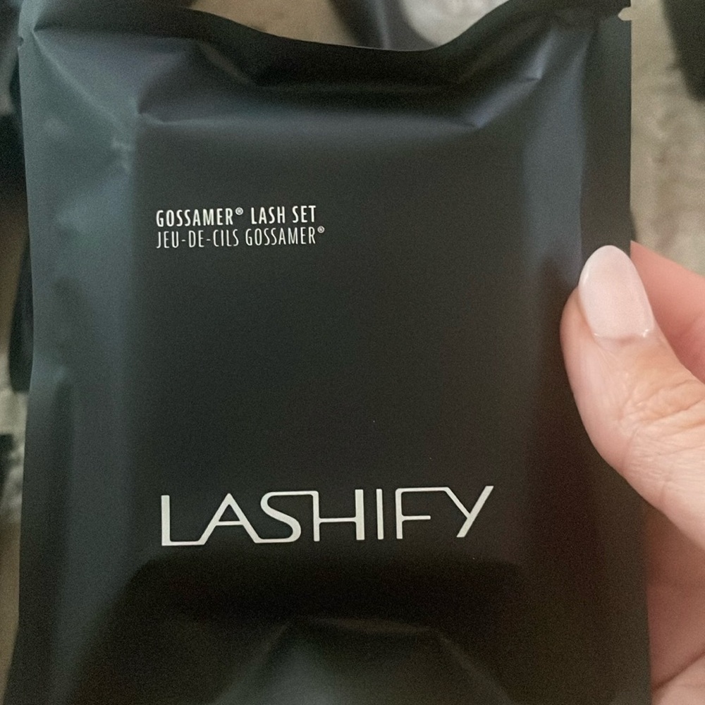 lashes